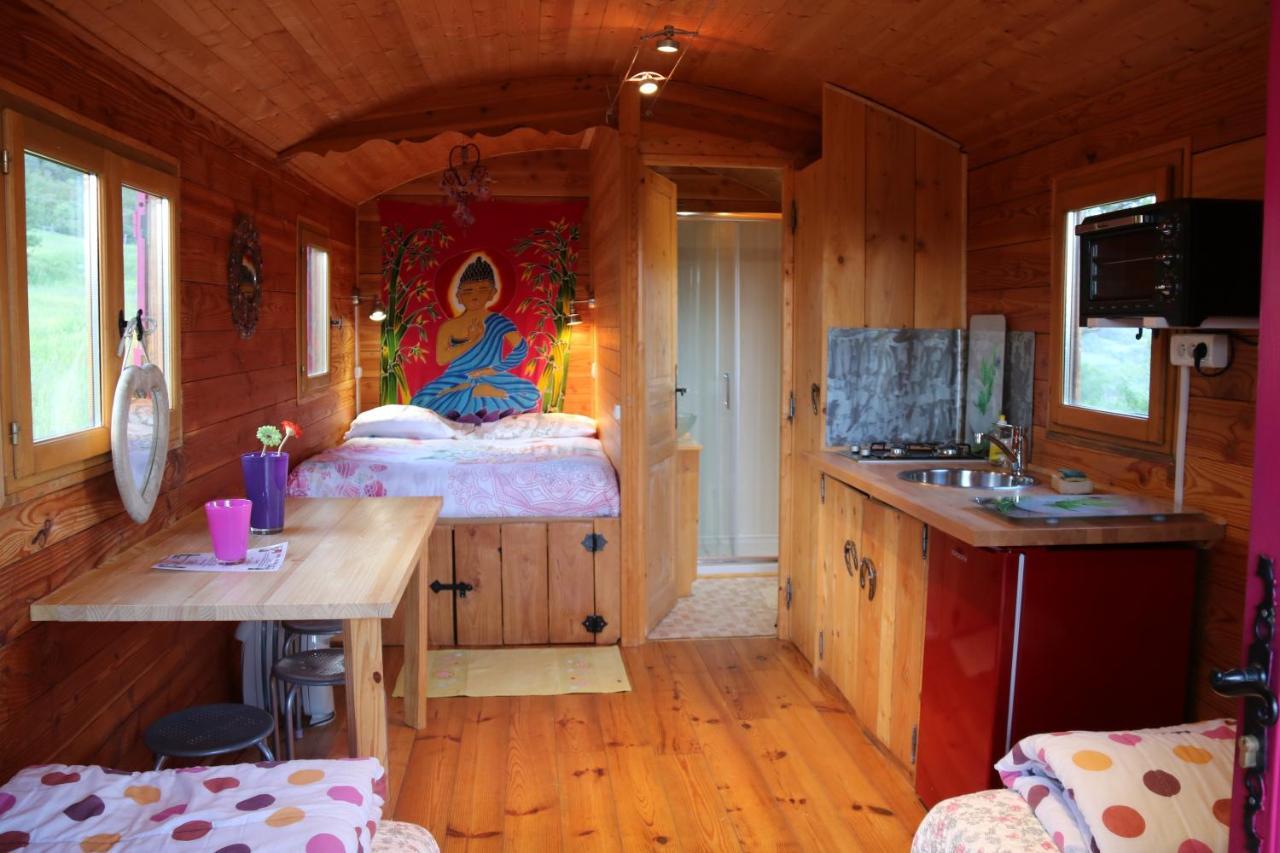 Ferme Saint Pierre 호텔 Bargème 외부 사진