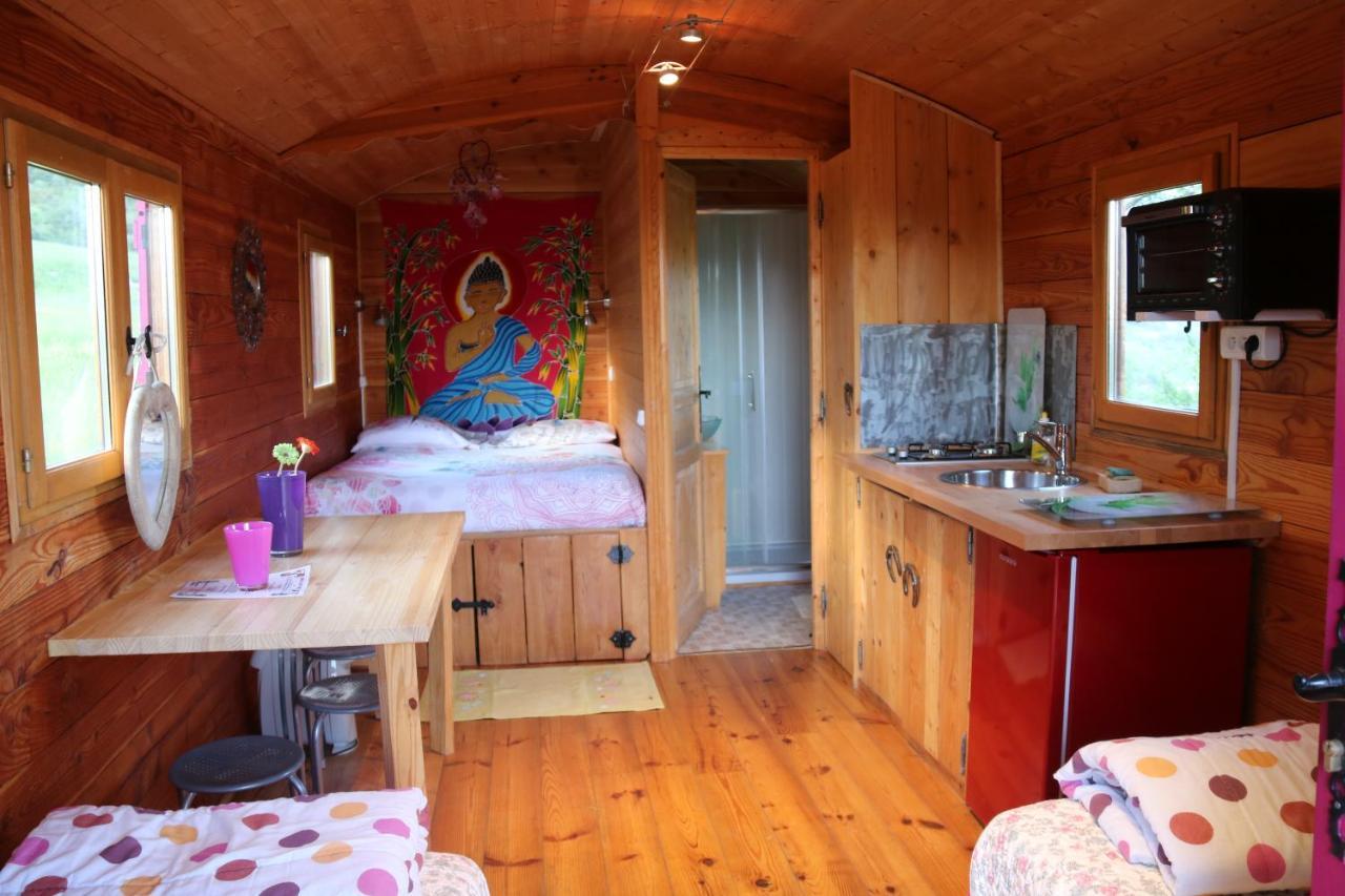 Ferme Saint Pierre 호텔 Bargème 외부 사진