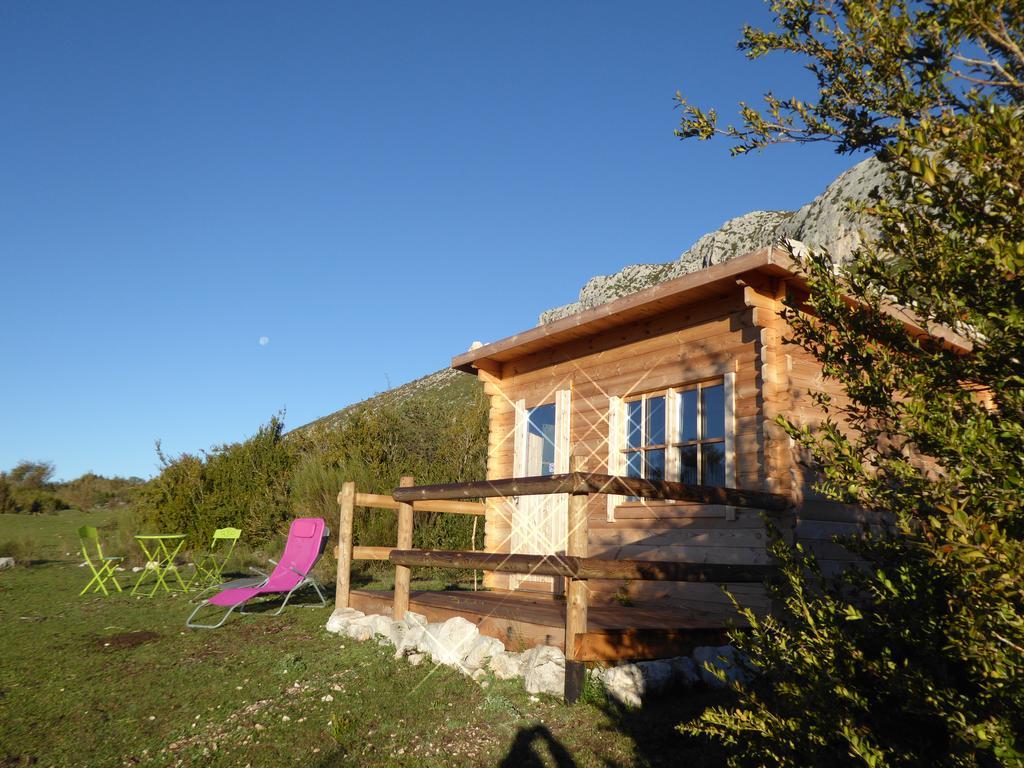 Ferme Saint Pierre 호텔 Bargème 외부 사진